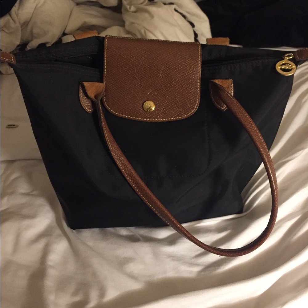 Black small longchamp bag